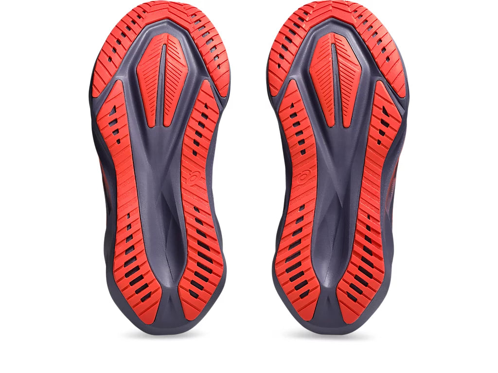 {{ Cloudrunner 2 'White/Sand' }} {{ White Sand }} {{ Sneakers}} {{ On }} {{ Cloudrunner2}}