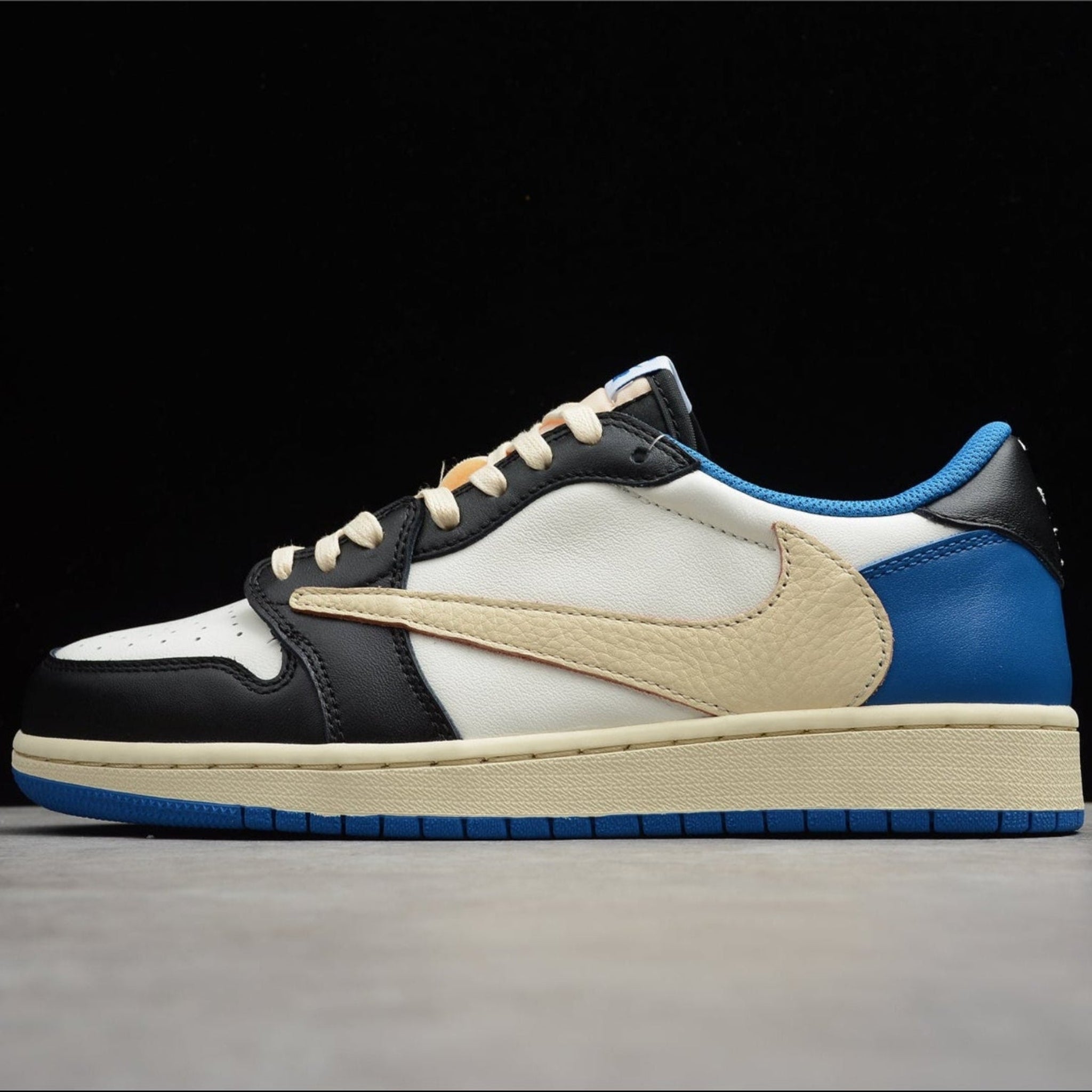 Nike Air Jordan 1 Low Travis Scott x Fragment