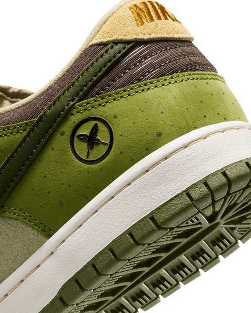 Nike SB Dunk Low x Yuto 'Matcha' | KiXX